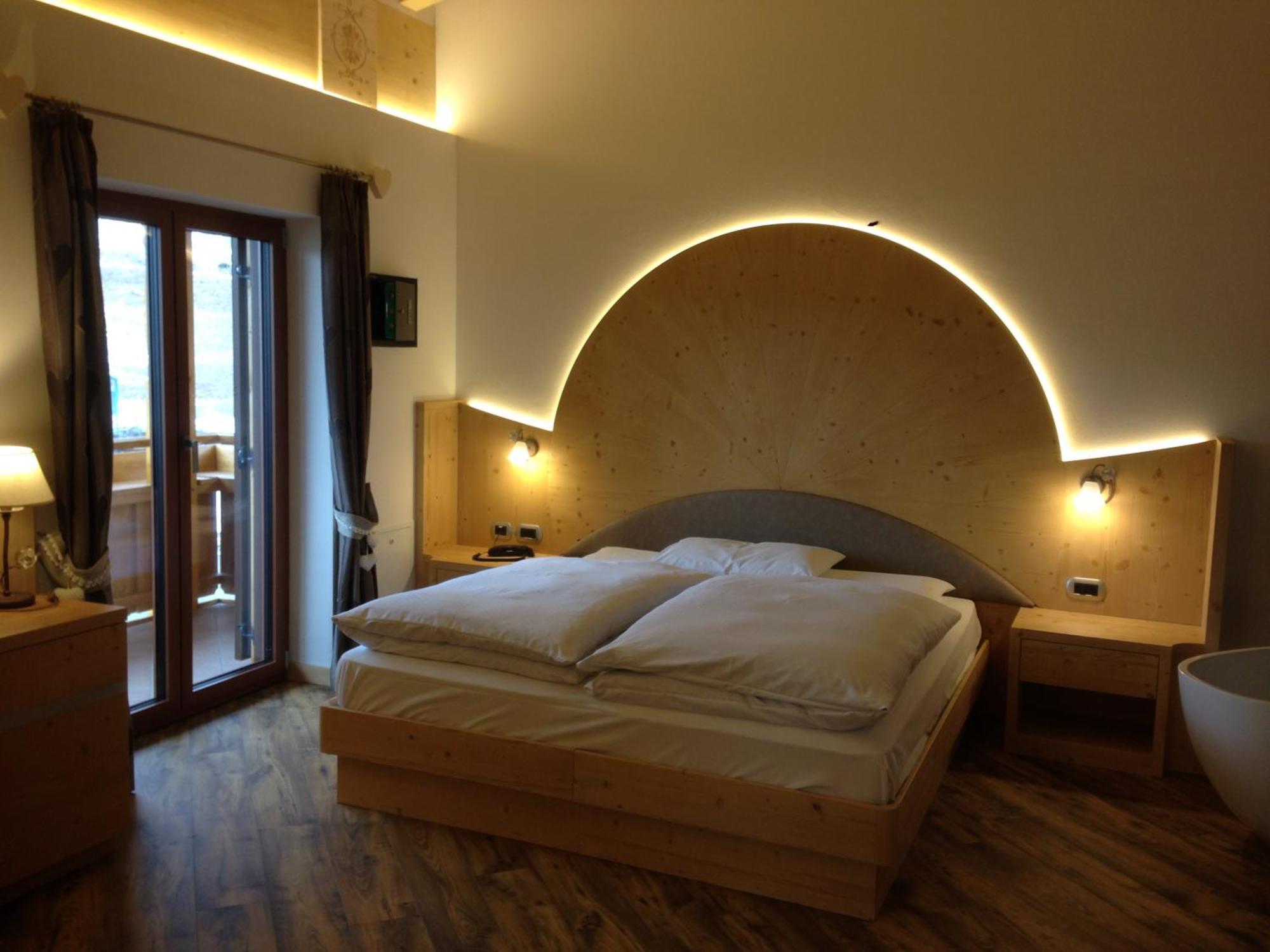 Hotel El Paster Pozza di Fassa Camera foto