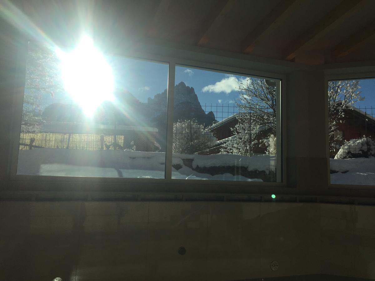 Hotel El Paster Pozza di Fassa Esterno foto
