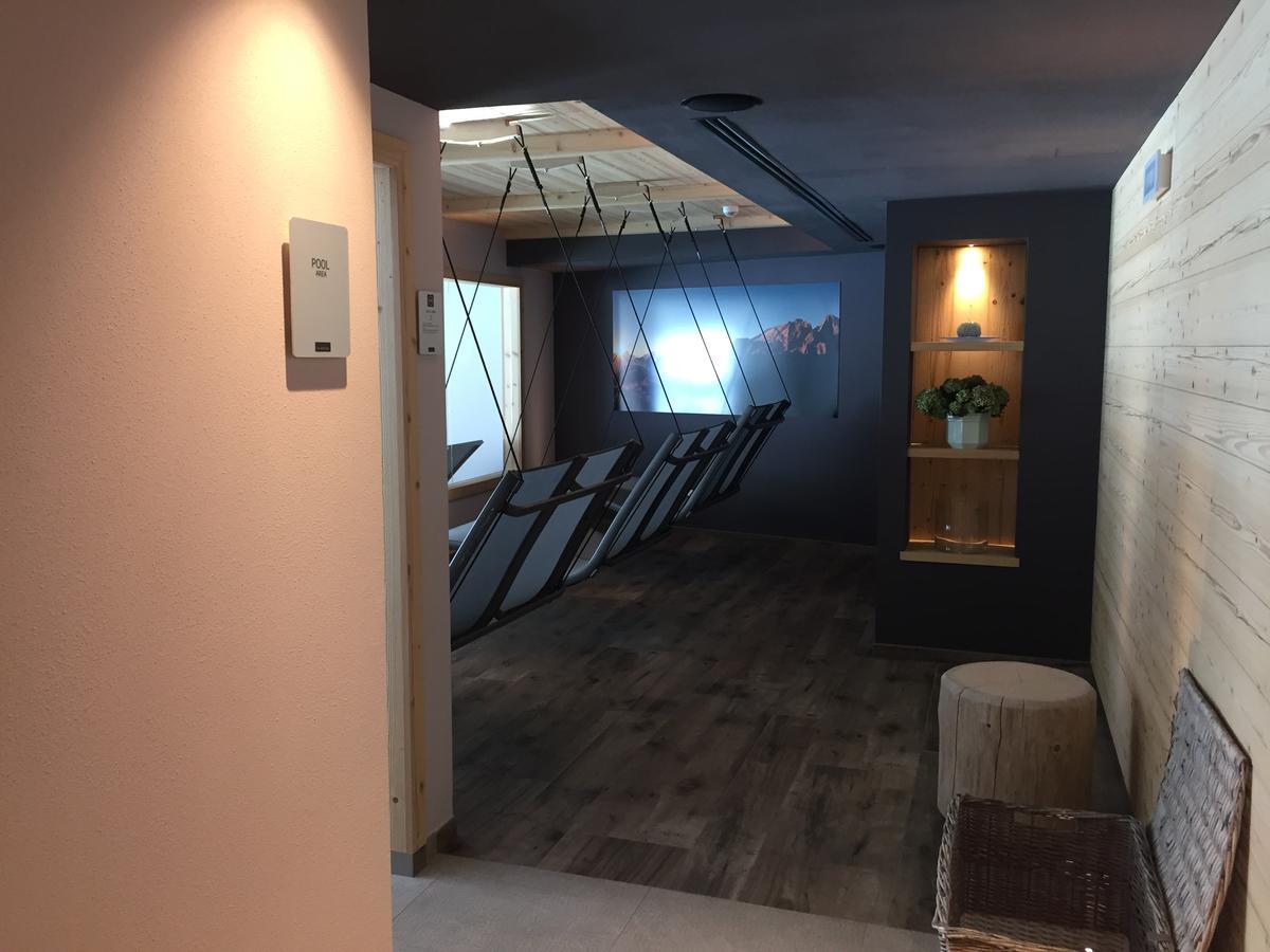 Hotel El Paster Pozza di Fassa Esterno foto